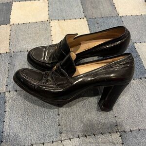 CHANEL Black Leather women’s Loafers
